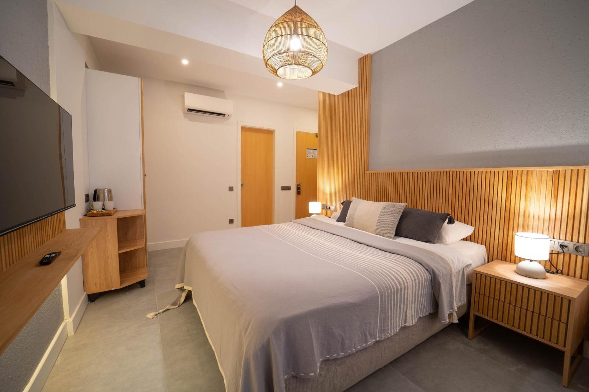 Hotel Club-E フェティエ 部屋 写真
