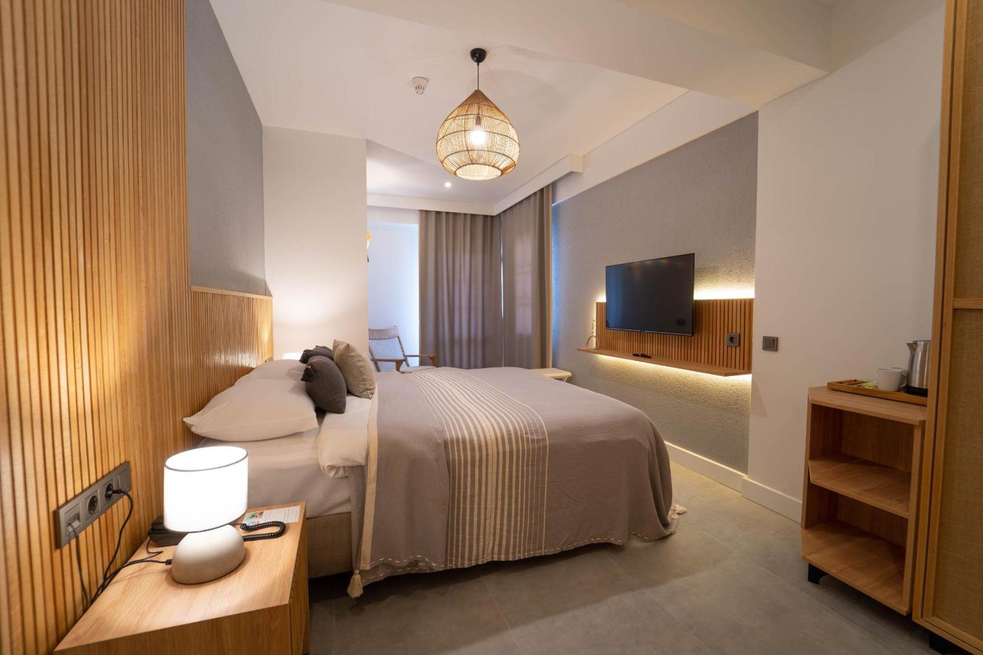 Hotel Club-E フェティエ 部屋 写真