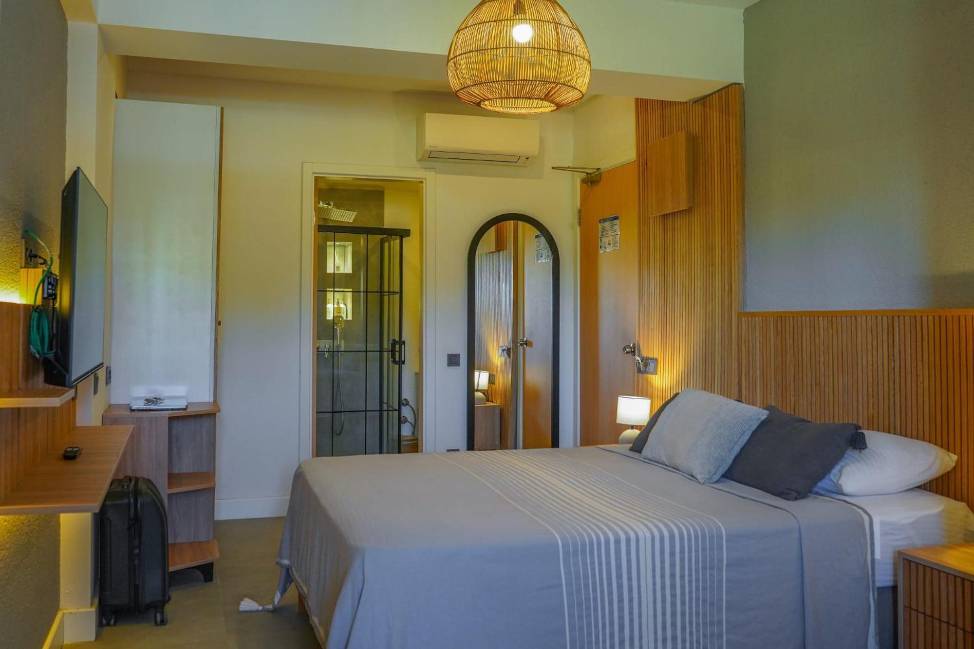 Hotel Club-E フェティエ 部屋 写真